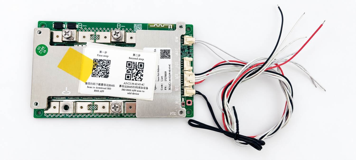 JBD-DB24SA03-60A-Smart-BMS-under-100KB JBD DB24SA03 7S–24S 60A Smart BMS with Bluetooth, UART and Cell Balancing for LiFePO₄ & Li-ion Batteries