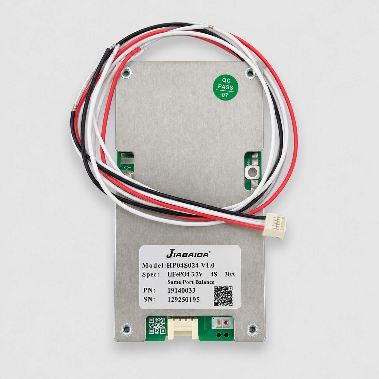 JIABAIDA-HP04S024-4S-30A-BMS-under-100KB JIABAIDA HP04S024 V1.0 4S 30A LiFePO4 BMS with metal casing, balancing-wire harness and plug connectors.